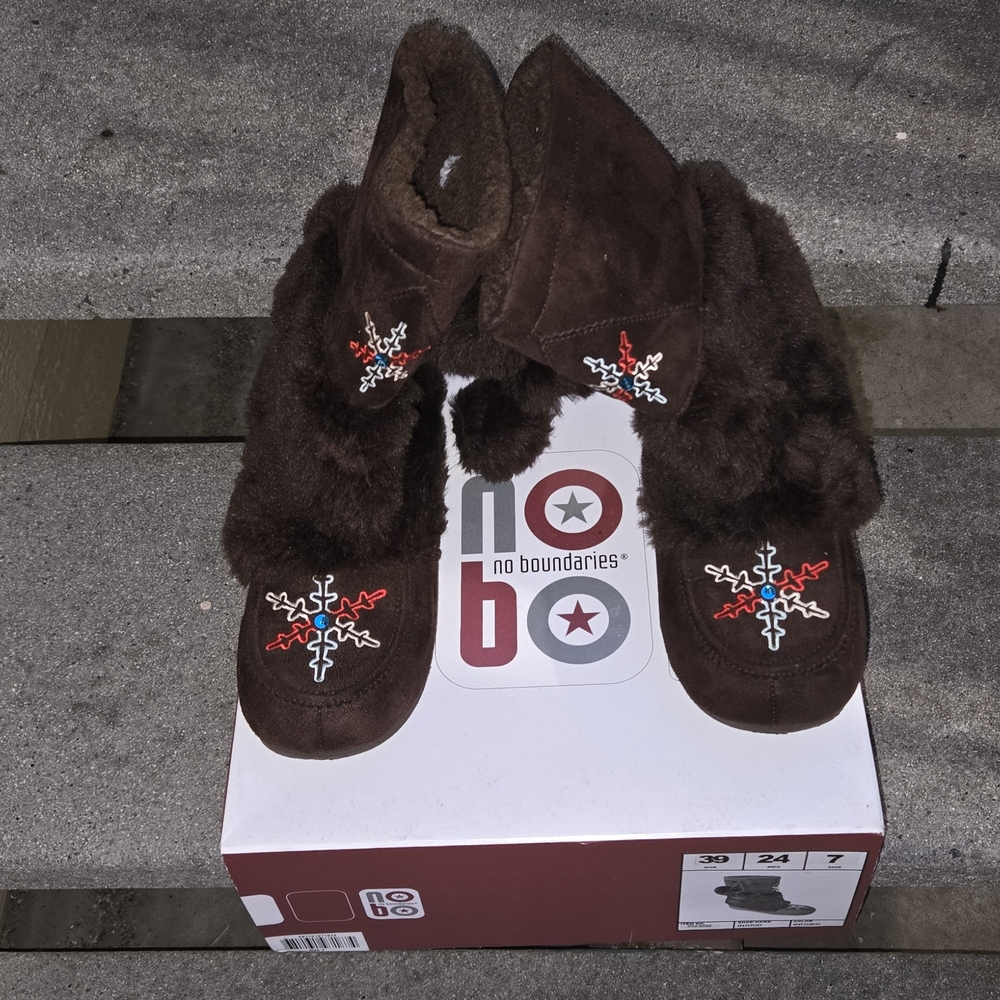 No Boundaries Brown Fur Boots with Snowflake Design